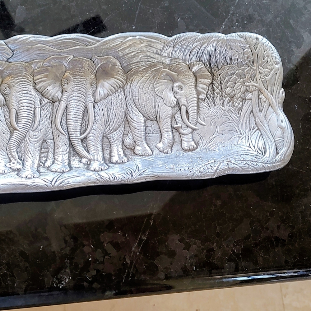 Vintage 1986 Arthur Court Silver Elephant Relief Bread Tray Decorative Serveware - Picture 6 of 12